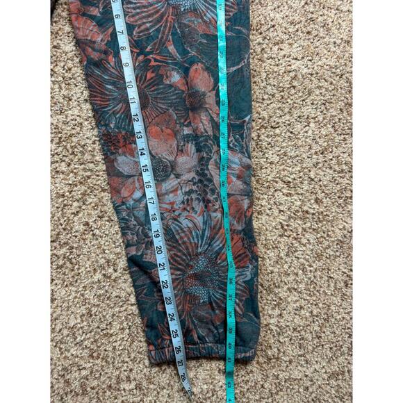 NWT - DAILY PRACTICE BY ANTHROPOLOGIE, Camilla Floral Jogger/Sweat Pants. LG - Picture 6 of 12